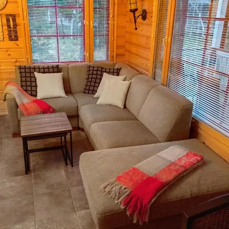 Lehtovilla A By Interhome Akaslompolo